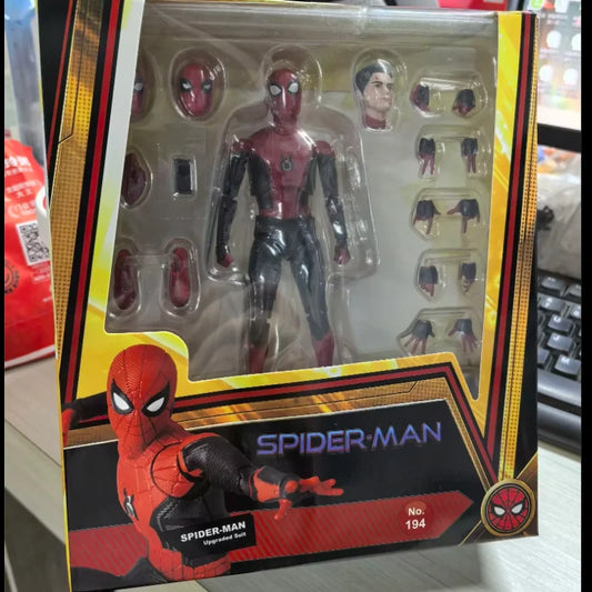 MAFEX No.194 Spider-Man Homecoming Deluxe Edition – 1/12 Scale Action Figure for Collectors